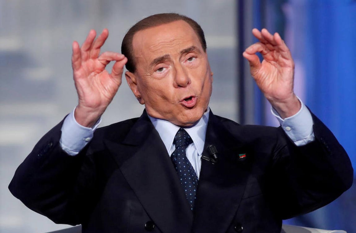 Silvio Berlusconi: «¿La joven de Femen? Sí, era una chica guapa». 