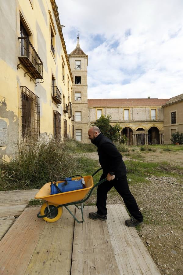 Los primeros preparativos para la reforma del Palacio Episcopal de Córdoba, en imágenes