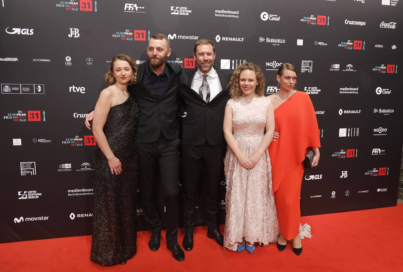 Fotogalería: Todos los rostros conocidos que acudieron a los Premios de la Academia de Cine Europeo en Sevilla (y II)