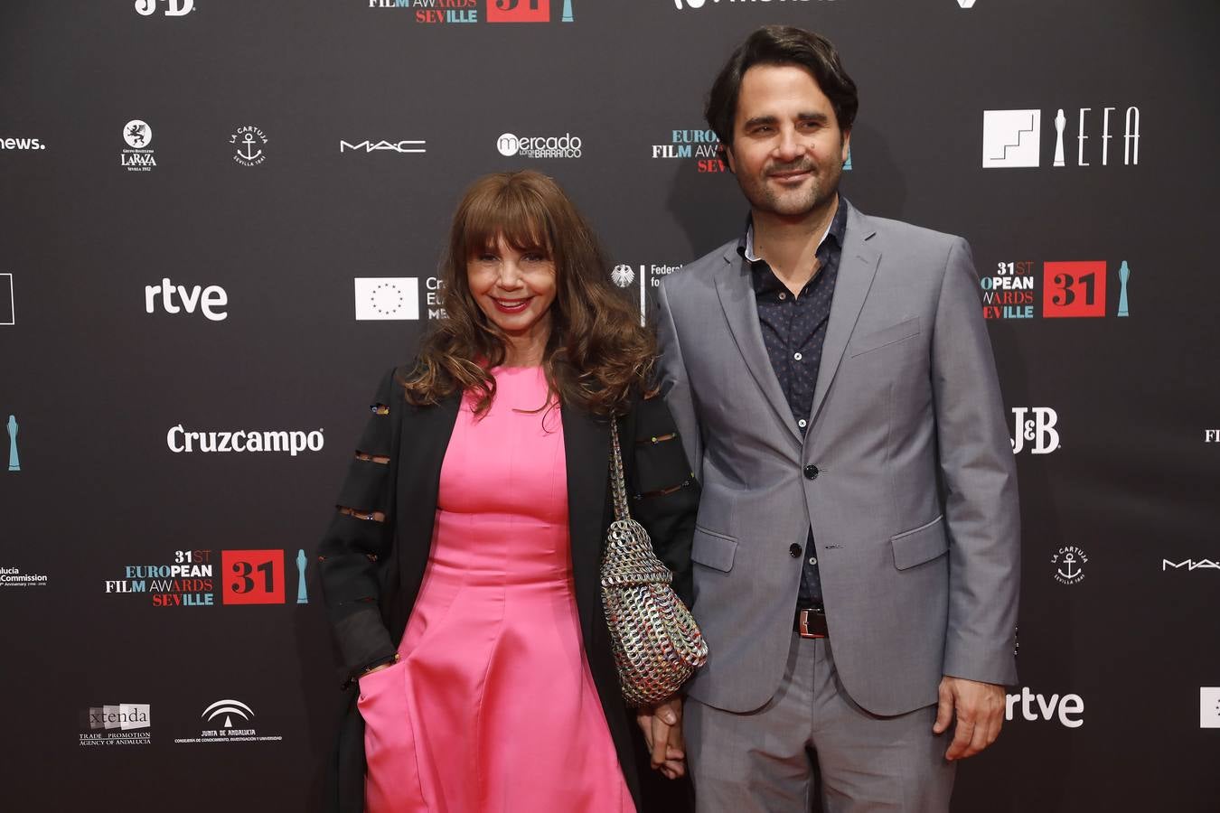 Fotogalería: Todos los rostros conocidos que acudieron a los Premios de la Academia de Cine Europeo en Sevilla (y II)