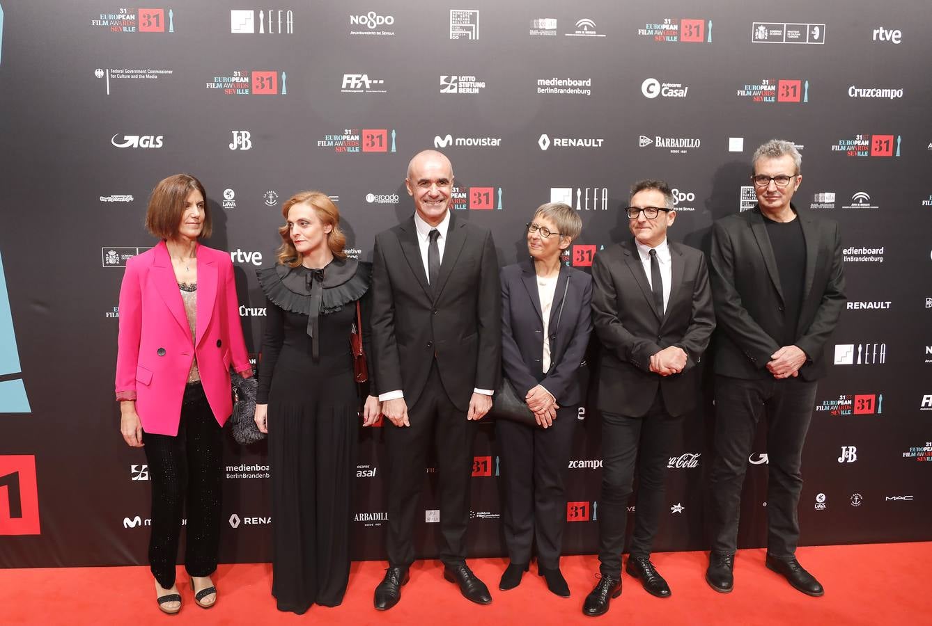 Fotogalería: Todos los rostros conocidos que acudieron a los Premios de la Academia de Cine Europeo en Sevilla (y II)