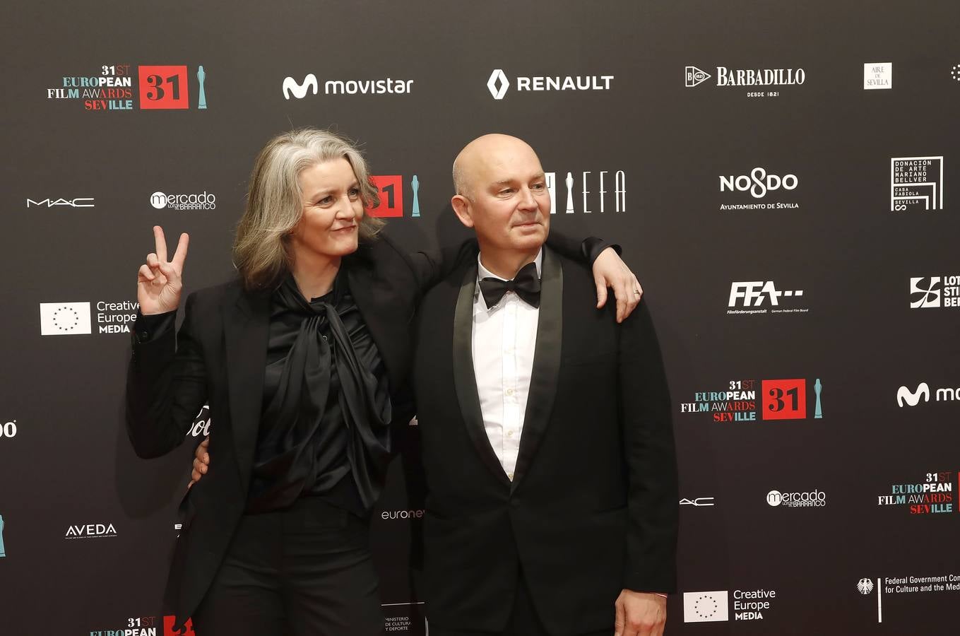 Fotogalería: Todos los rostros conocidos que acudieron a los Premios de la Academia de Cine Europeo en Sevilla (I)