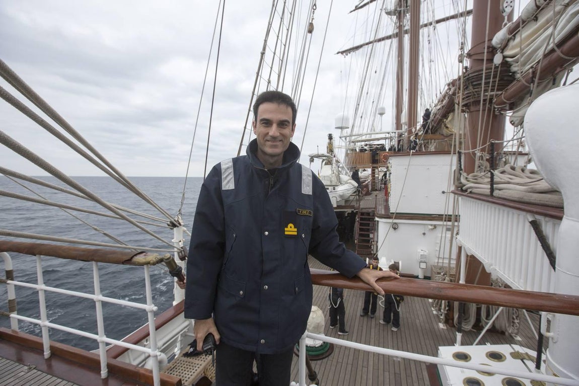 En imágenes: El Juan Sebastián de Elcano se adiestra para su nuevo crucero de instrucción