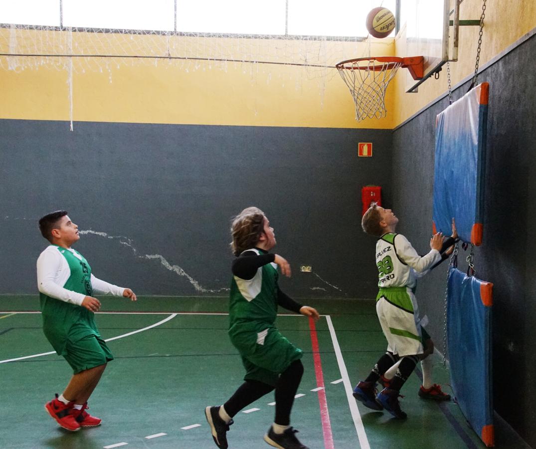 Las mejores imágenes del partido entre Salesianos San Miguel y Jesús Maestro