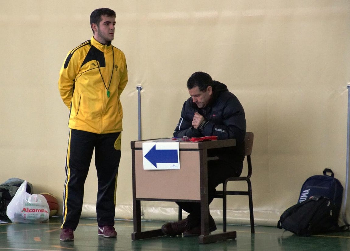 Las mejores imágenes del partido entre Salesianos San Miguel y Jesús Maestro