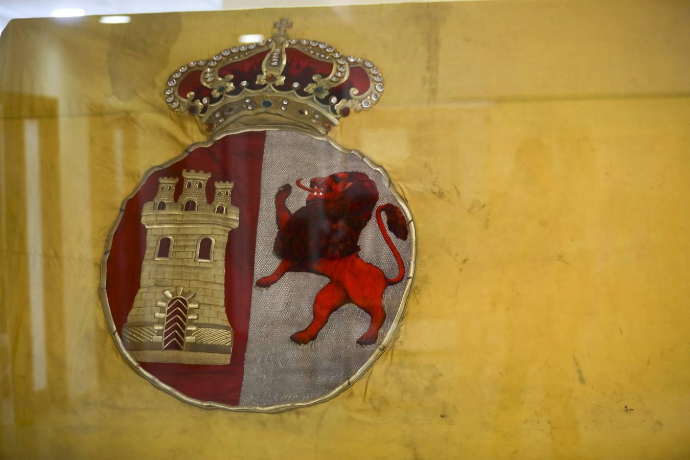 Un recorrido por las banderas nacionales del Museo Naval de San Fernando