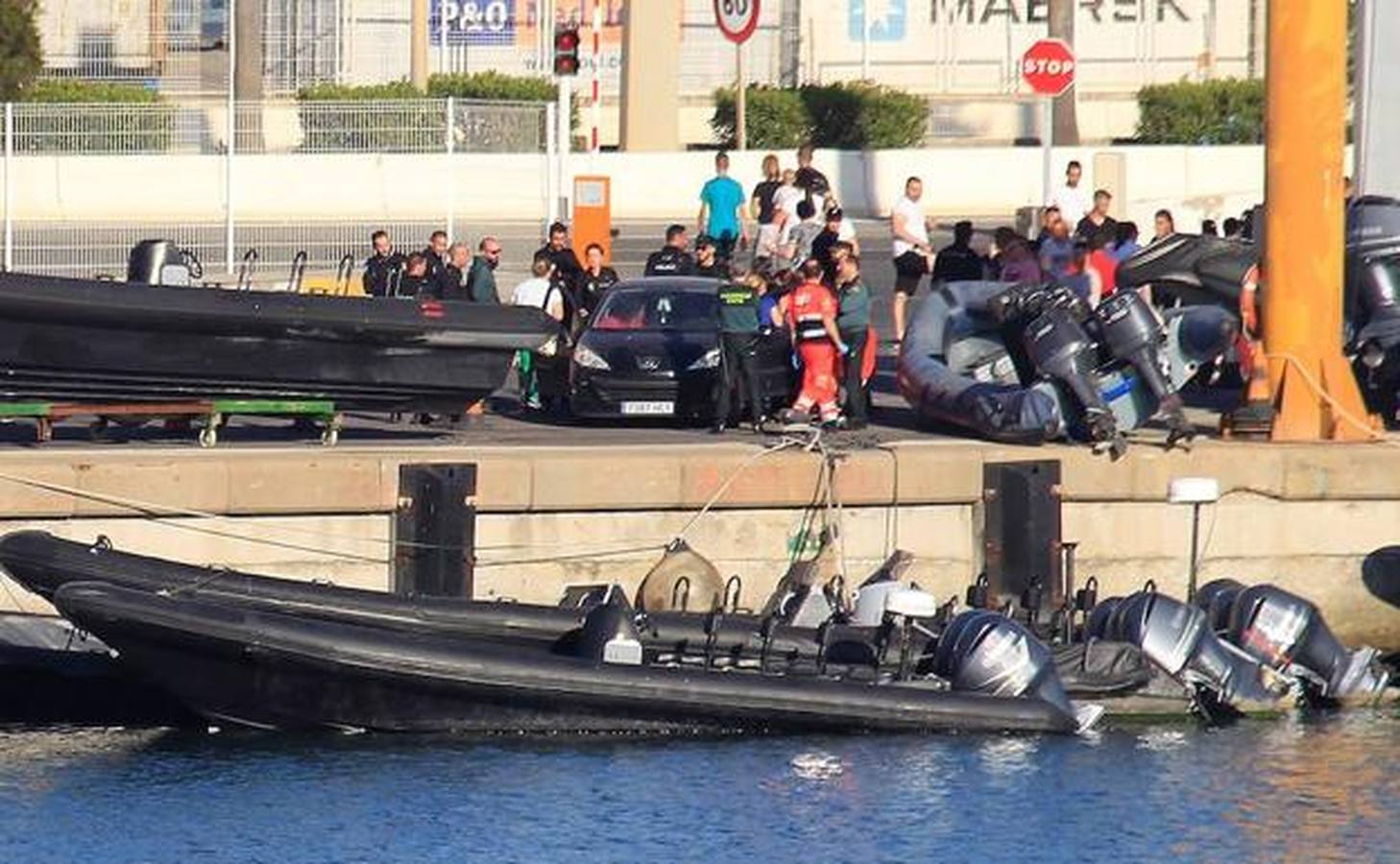 16 de mayo. Un trágico suceso tuvo lugar en Algeciras, cuando la temeraria maniobra de un traficante con una moto de agua acabó con la vida de un niño, hijo de un narco de la zona.. 