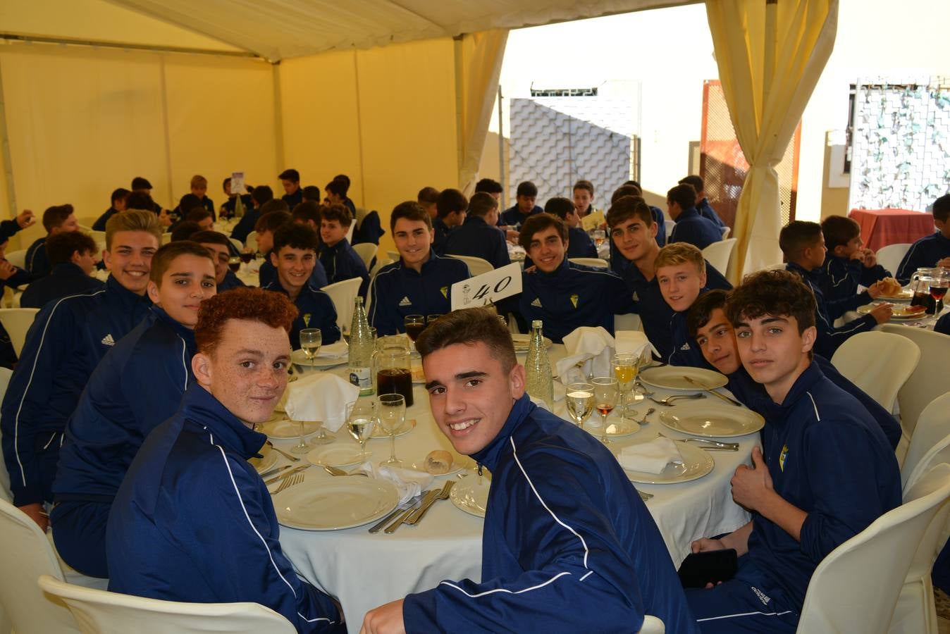 El almuerzo de Navidad del Cádiz CF, en imágenes