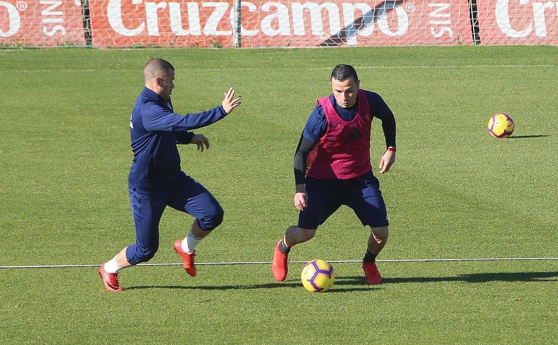 Intensidad e ilusión en el primer entrenamiento del Cádiz en 2019