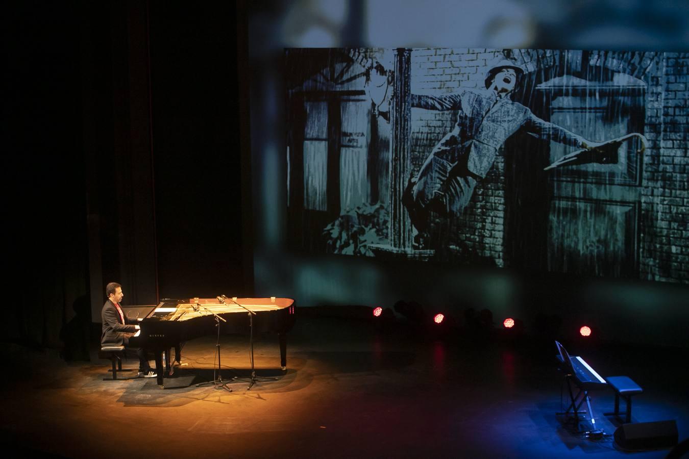 El show de Alberto de Paz en el Teatro Góngora, en imágenes