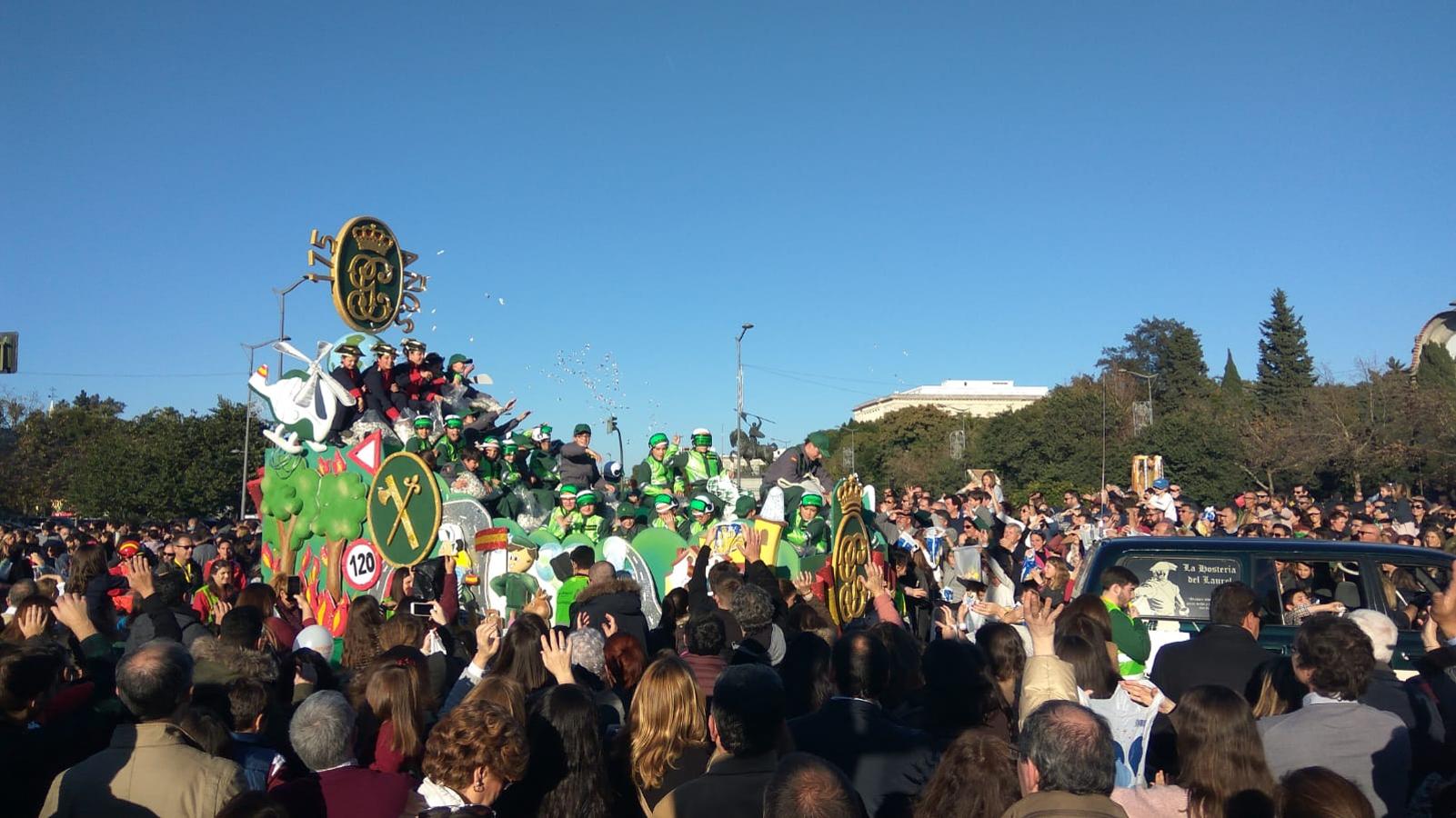 Las mejores imágenes de las primeras horas de la Cabalgata de Reyes Magos 2019 de Sevilla