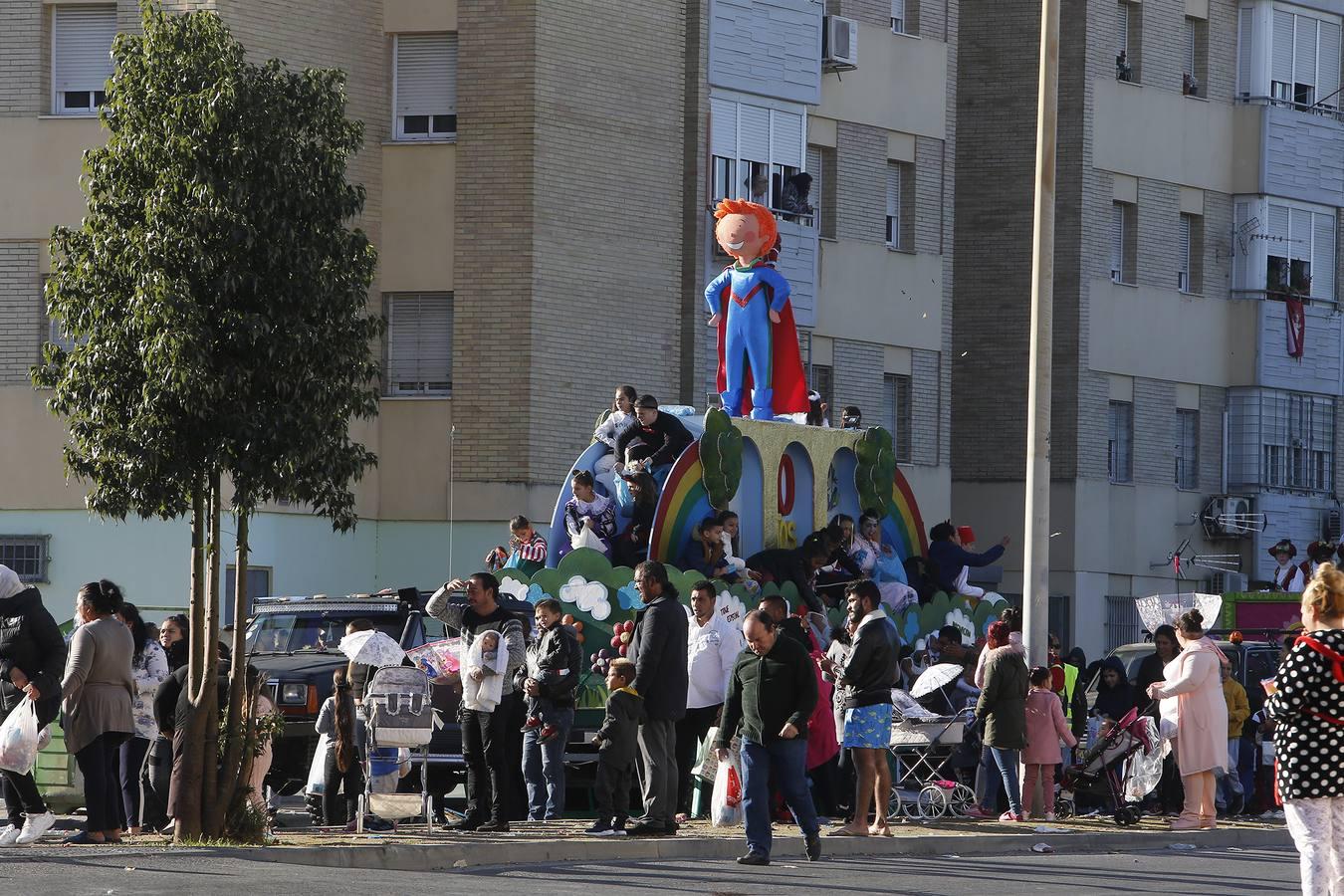 Los Reyes reparten alegría en uno de los barrios más pobres de España