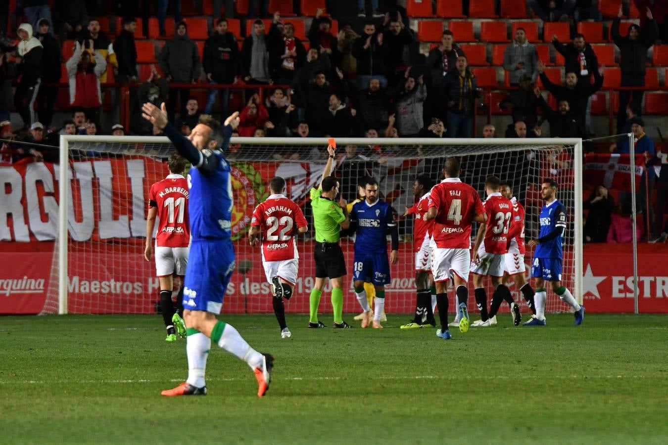 La derrota del Córdoba CF ante el Nástic, en imágenes