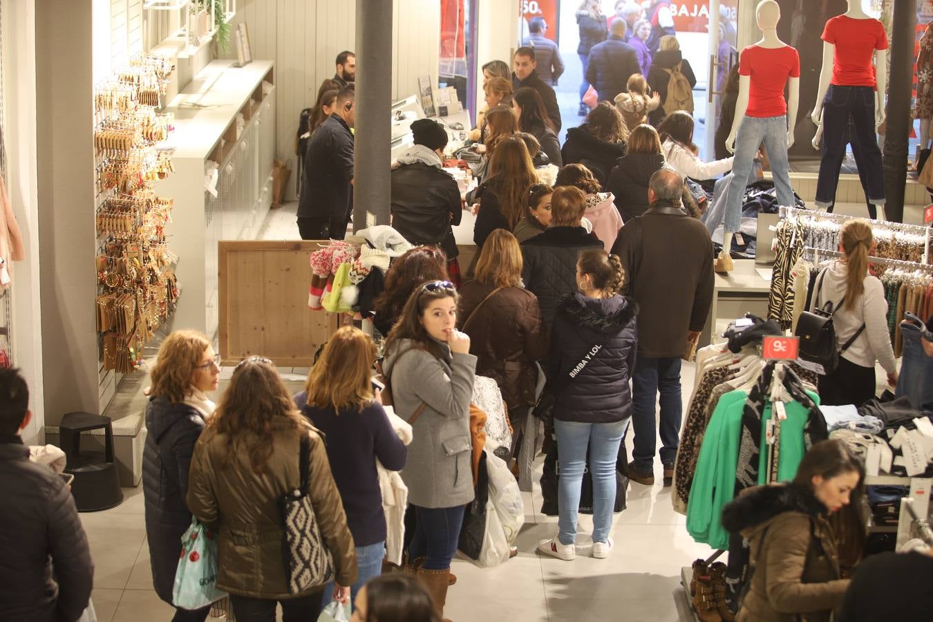 El ambiente de Córdoba en las rebajas, en imágenes