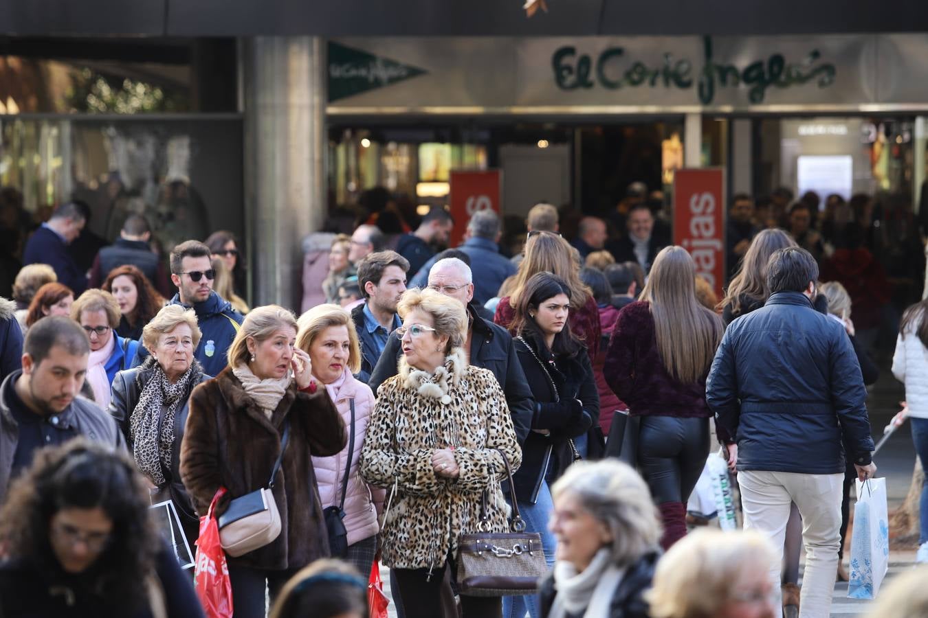 El ambiente de Córdoba en las rebajas, en imágenes