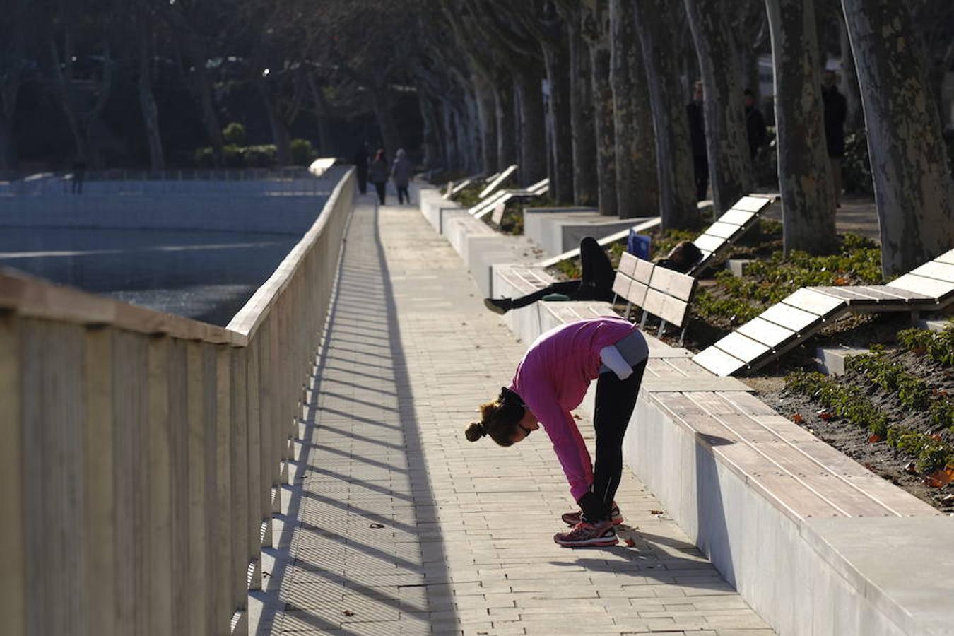 8. Se ha ensanchado una parte del paseo para que la gente pueda practicar deporte