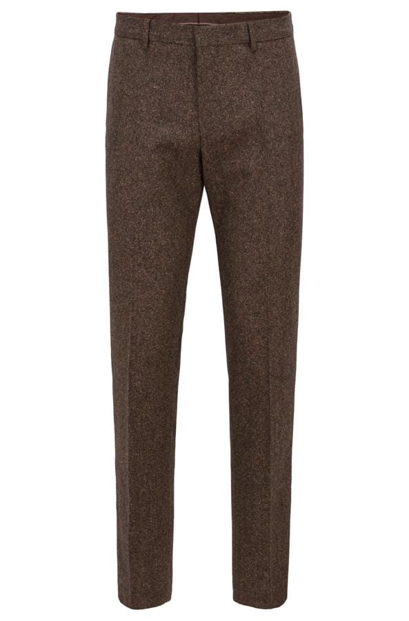 Pantalones slim fit de tweed en mezcla de lana virgen de Hugo Boss (precio: 99 euros /antes 149 euros).