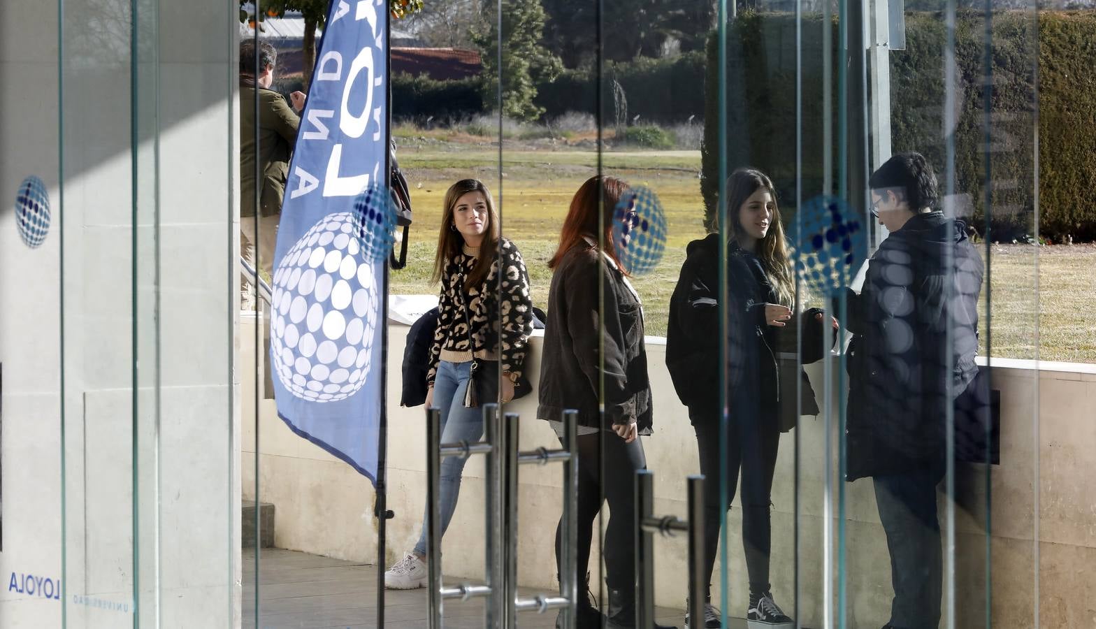 El «Open Day» de la Universidad Loyola, en imágenes