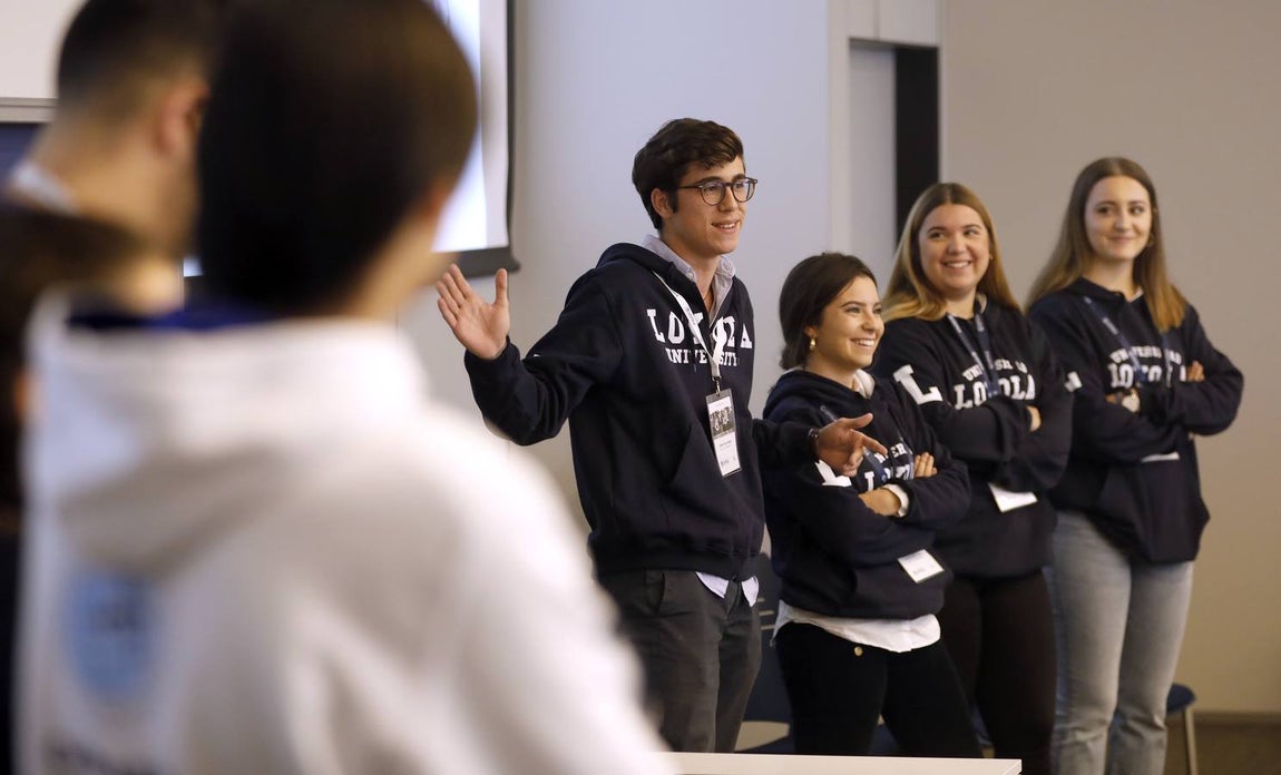 El «Open Day» de la Universidad Loyola, en imágenes