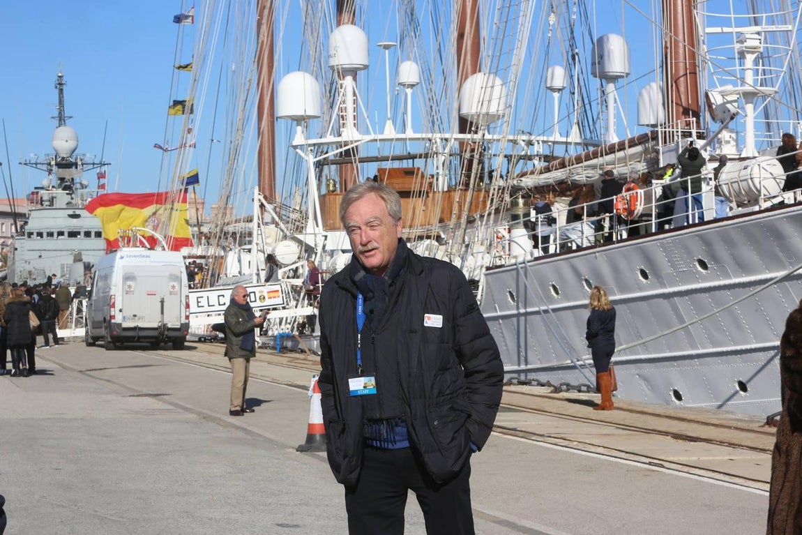 FOTOS: Los gaditanos apuran su despedida de Elcano