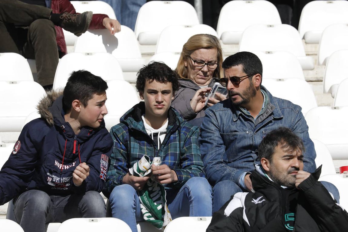 El ambiente en las gradas del Córdoba-Rayo Majadahonda