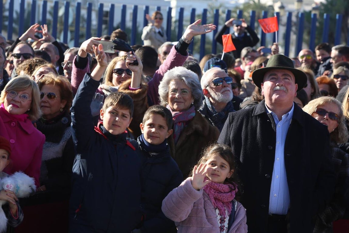 Fotogalería: Emocionante «hasta pronto» al Juan Sebastián Elcano