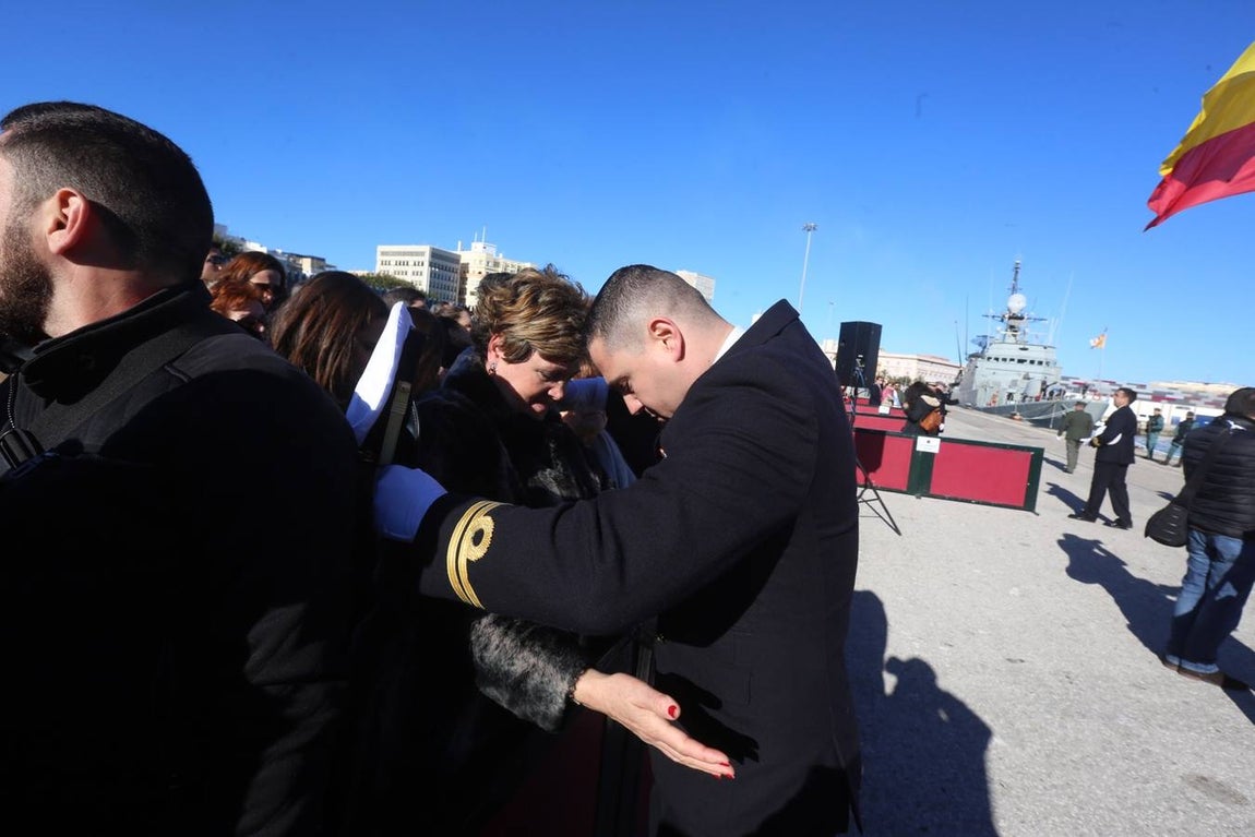 Fotogalería: Emocionante «hasta pronto» al Juan Sebastián Elcano