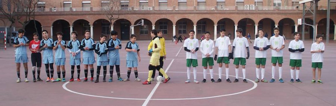 Las mejores imágenes del encuentro entre los equipos de Salesianos Atocha “A” y Jesús Maestro “B”. 