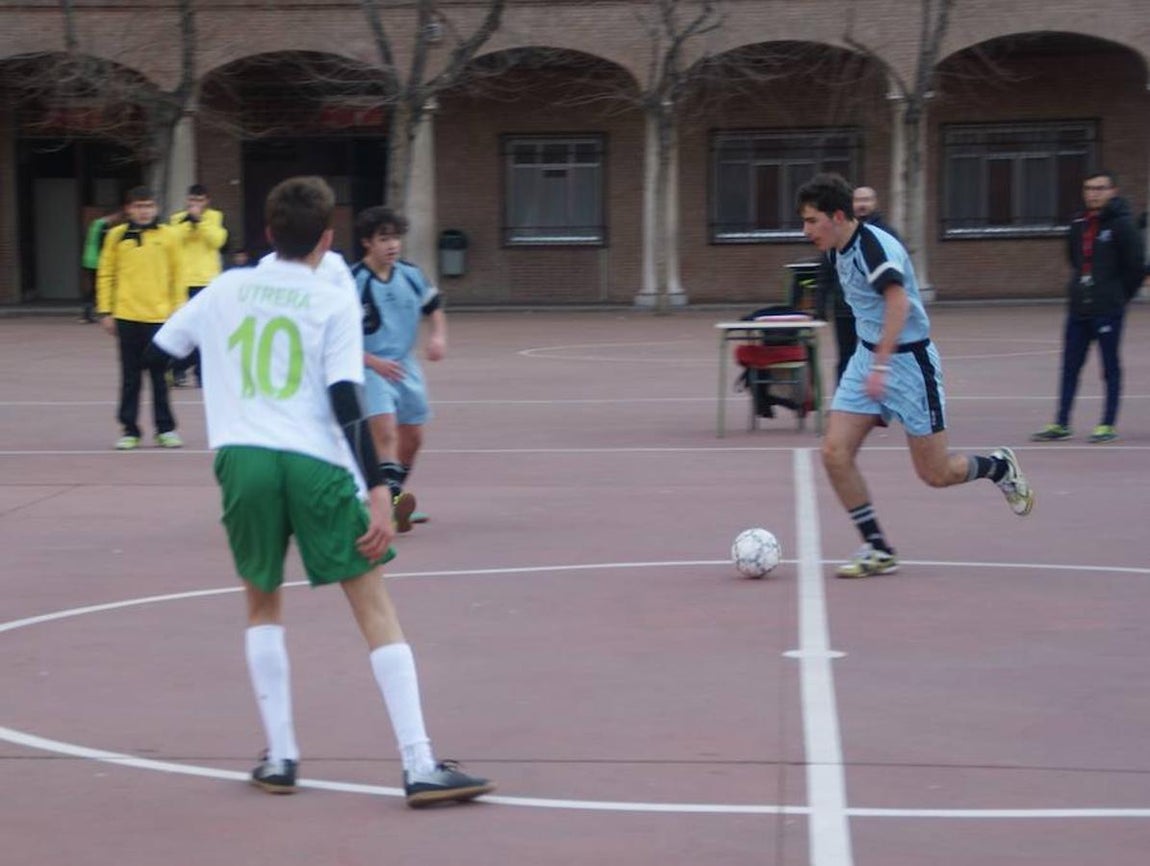 Las mejores imágenes del encuentro entre los equipos de Salesianos Atocha “A” y Jesús Maestro “B”. 