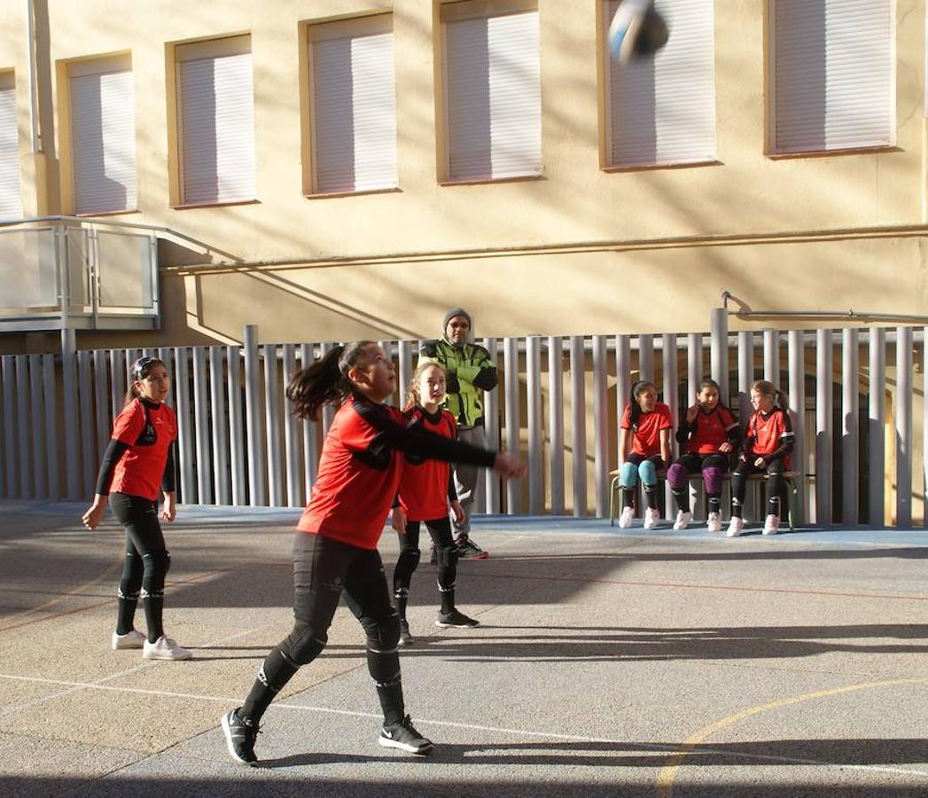 Las mejores imágenes del encuentro entre el "Beata María Ana de Jesús" y el "Rafaela Ybarra". 