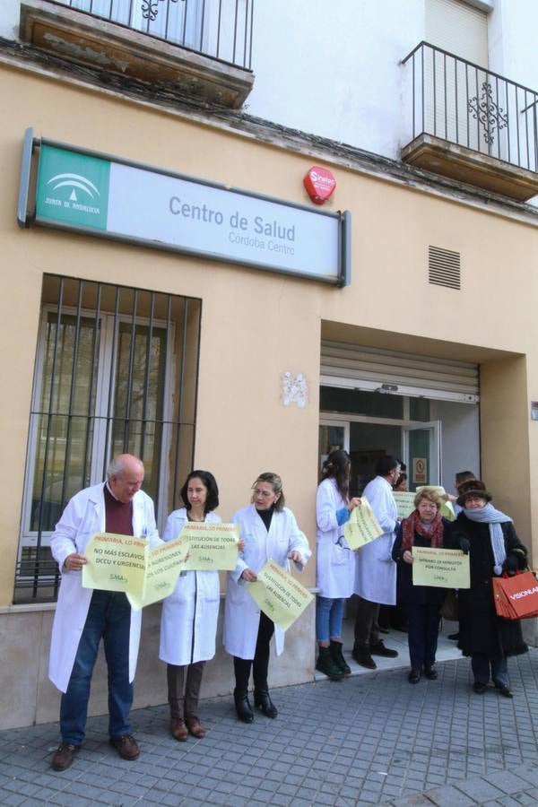 El paro en Atención Primaria en Córdoba, en imágenes