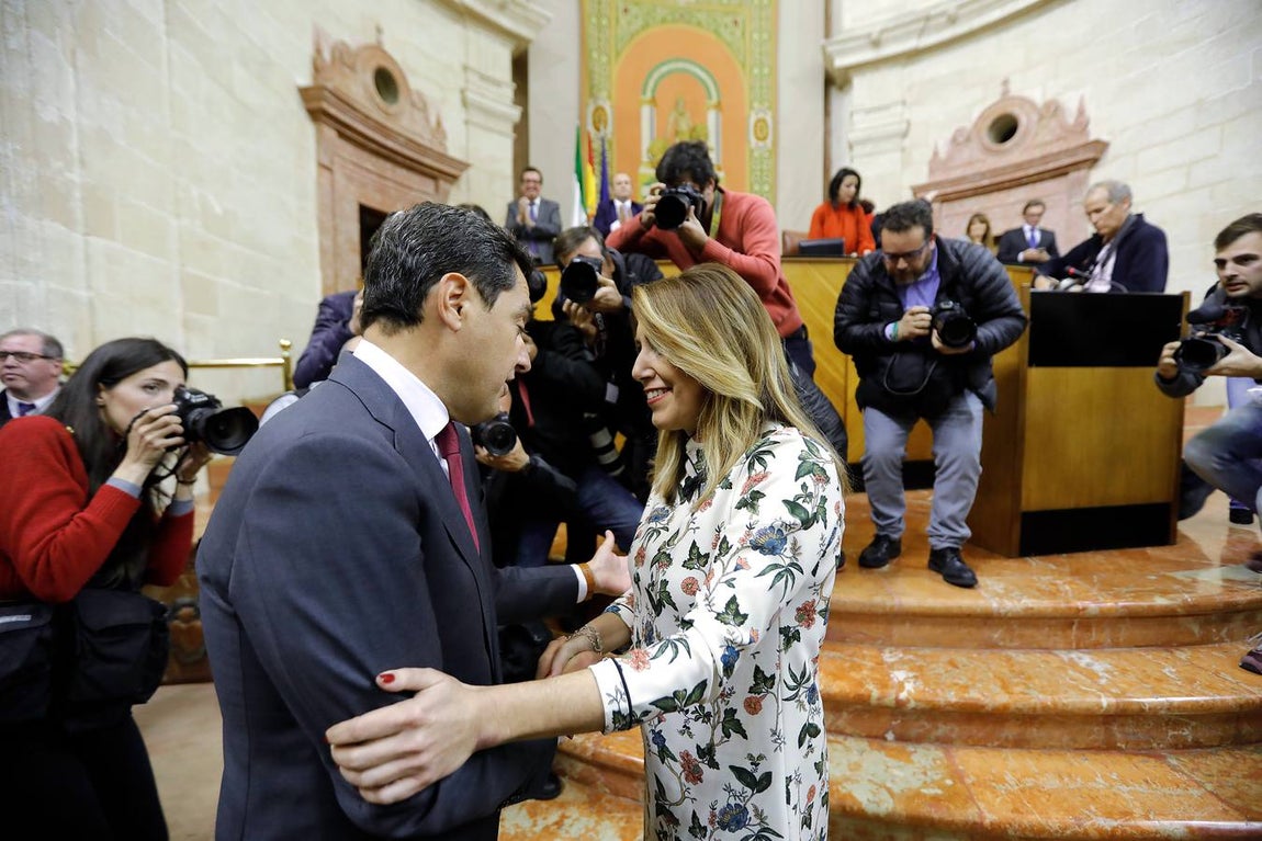 En imágenes, la investidura de Juanma Moreno Bonilla