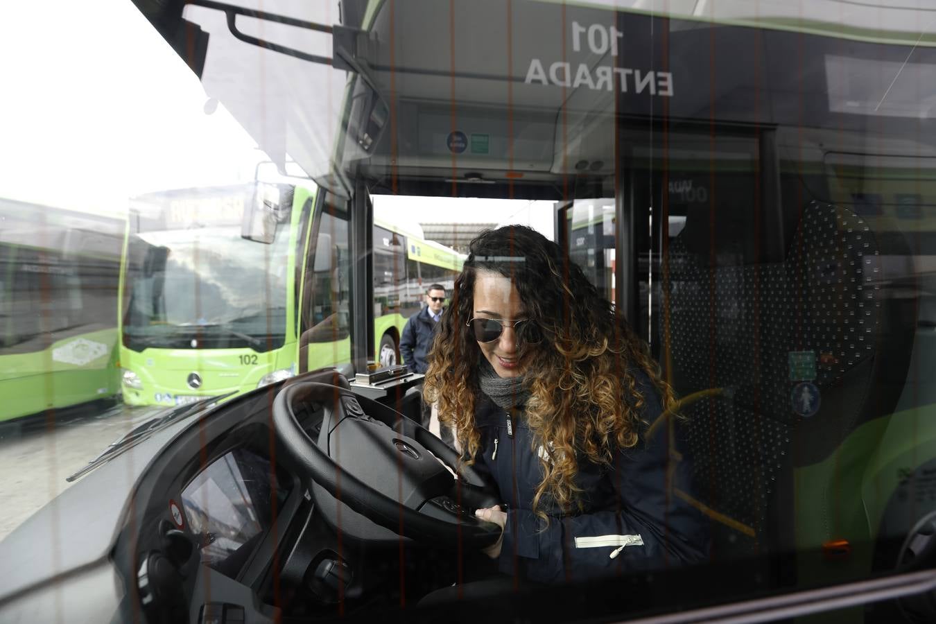 Así son los nuevos autobuses de gas de Aucorsa