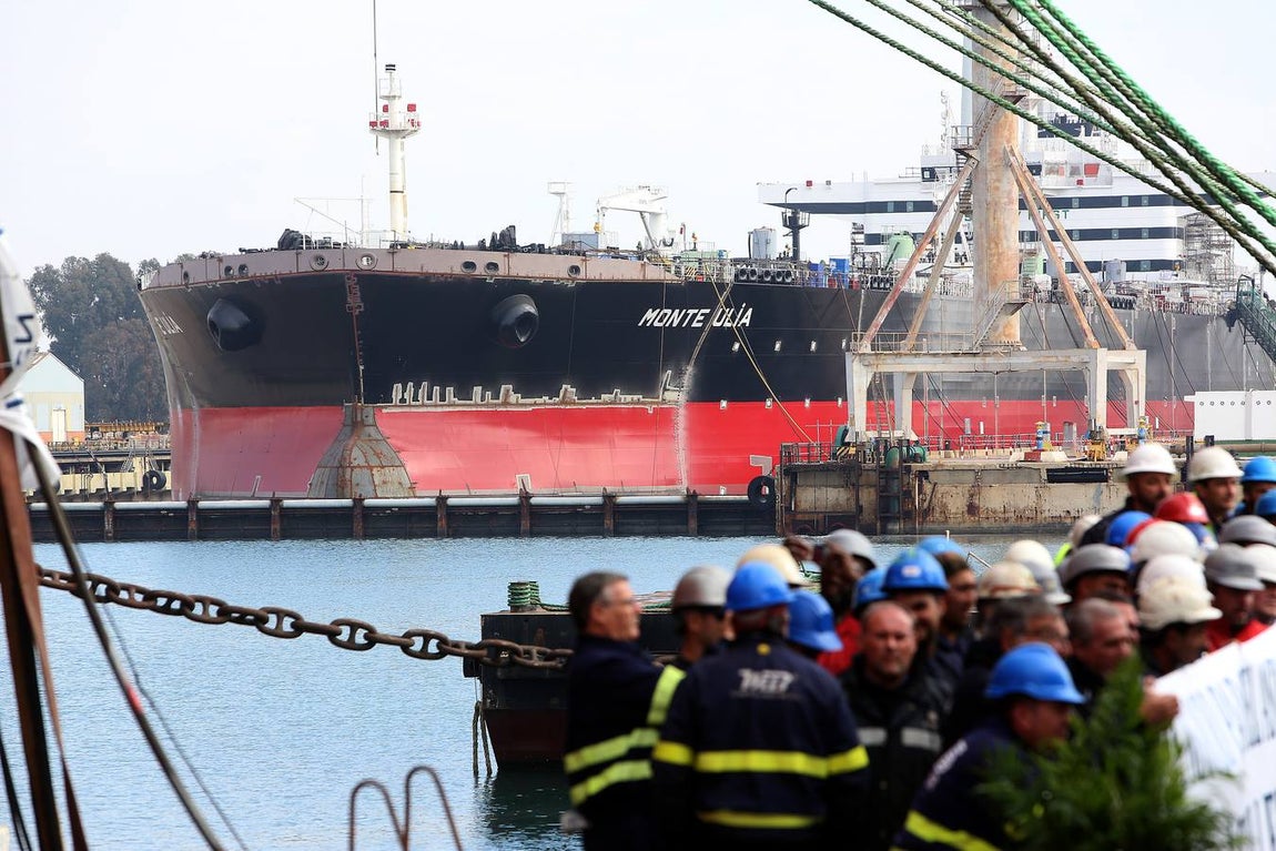 Fotos: Navantia entrega el tercer petrolero, Monte Urquiola, al grupo vasco Ibaizabal