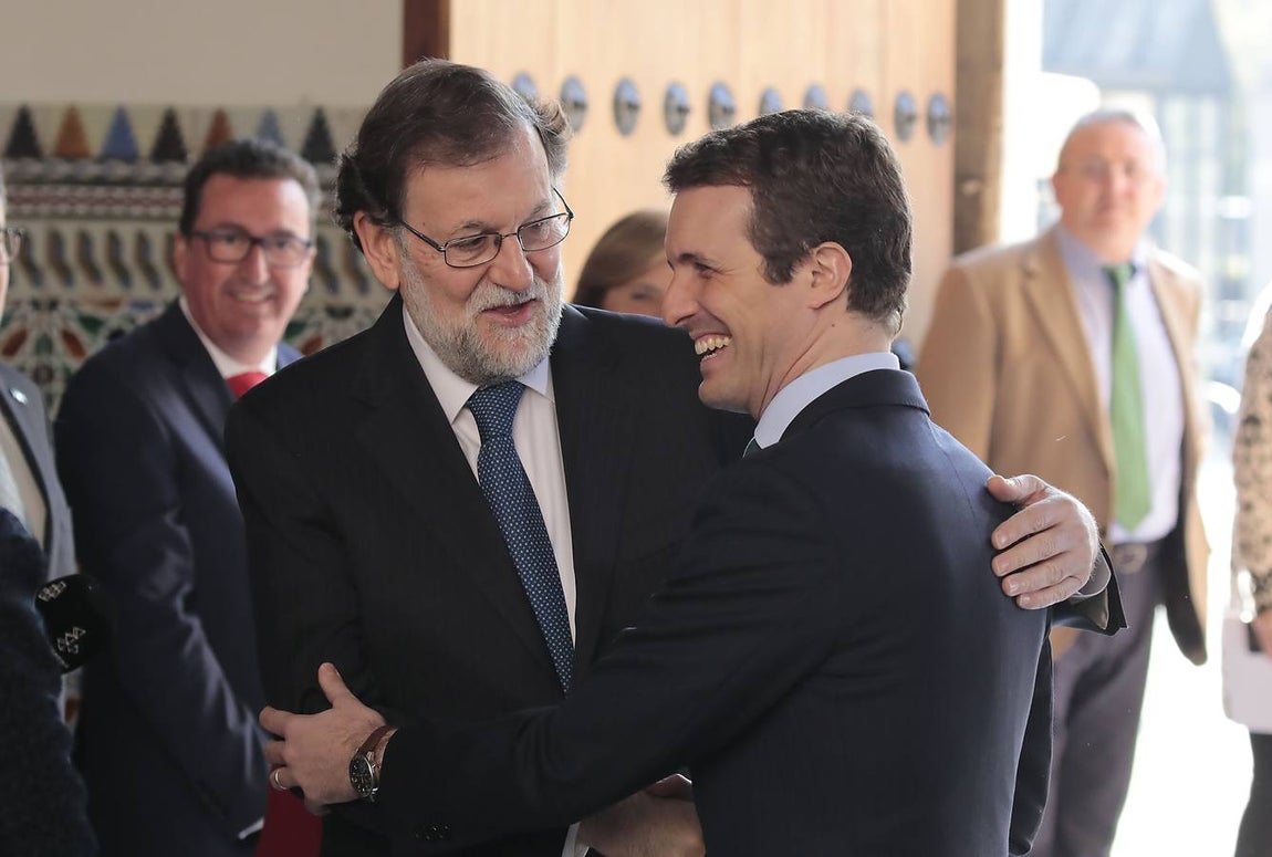 La toma de posesión de Moreno como presidente de la Junta, en imágenes