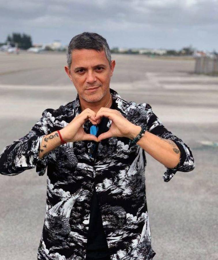Alejandro Sanz: «Dame millones de corazones y moveremos el mundo ». 