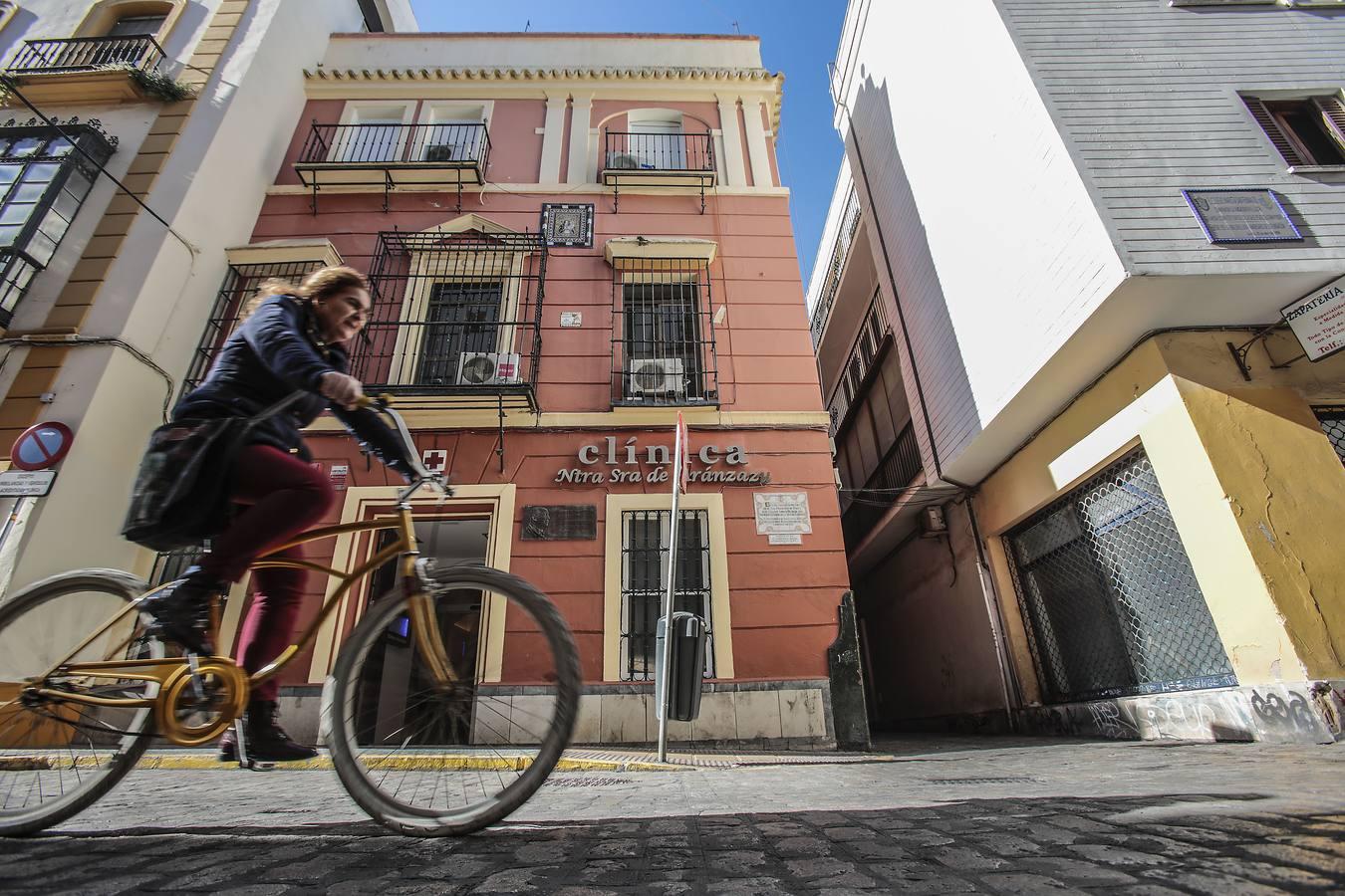 Casa de Jesús del Gran Poder, 29, donde estuvo el Colegio San Francisco de Paula y donde Becque inició sus primeros estudios