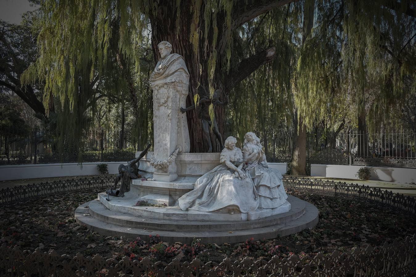 Glorieta de Becquer en el Parque María Luisa