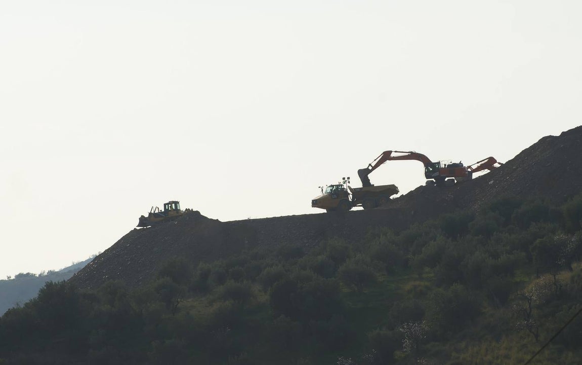Las labores de búsqueda no cesaban ni de noche