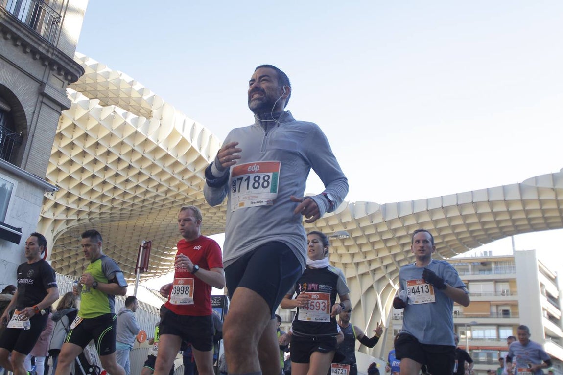¿Has corrido en la Medio Maratón de Sevilla? Búscate aquí (II)