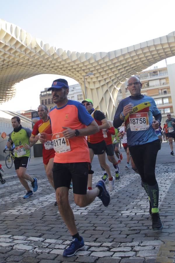 ¿Has corrido en la Medio Maratón de Sevilla? Búscate aquí (II)