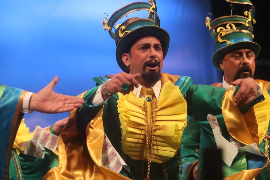 FOTOS: Chirigota Cosas del destino en el COAC 2019