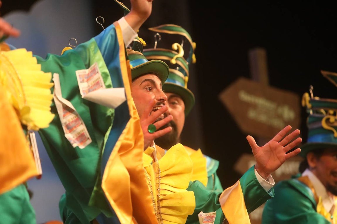 FOTOS: Chirigota Cosas del destino en el COAC 2019