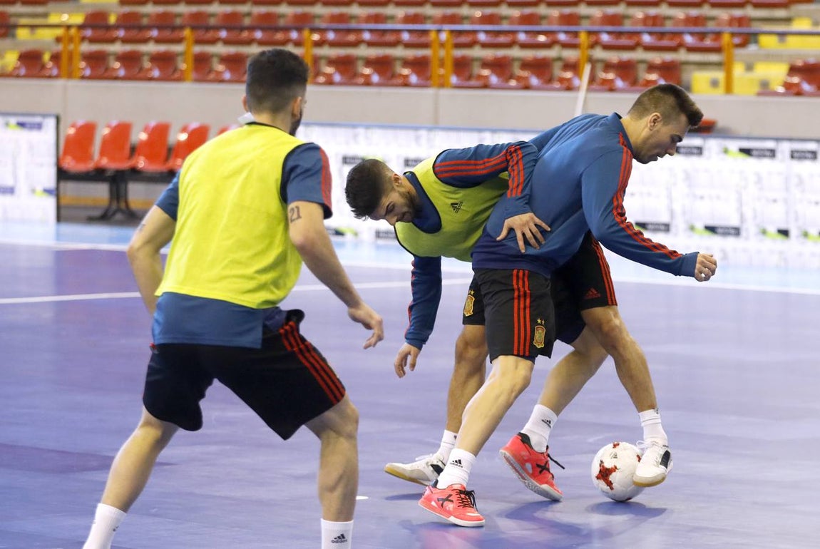 El entrenamiento de España en Córdoba, en imágenes