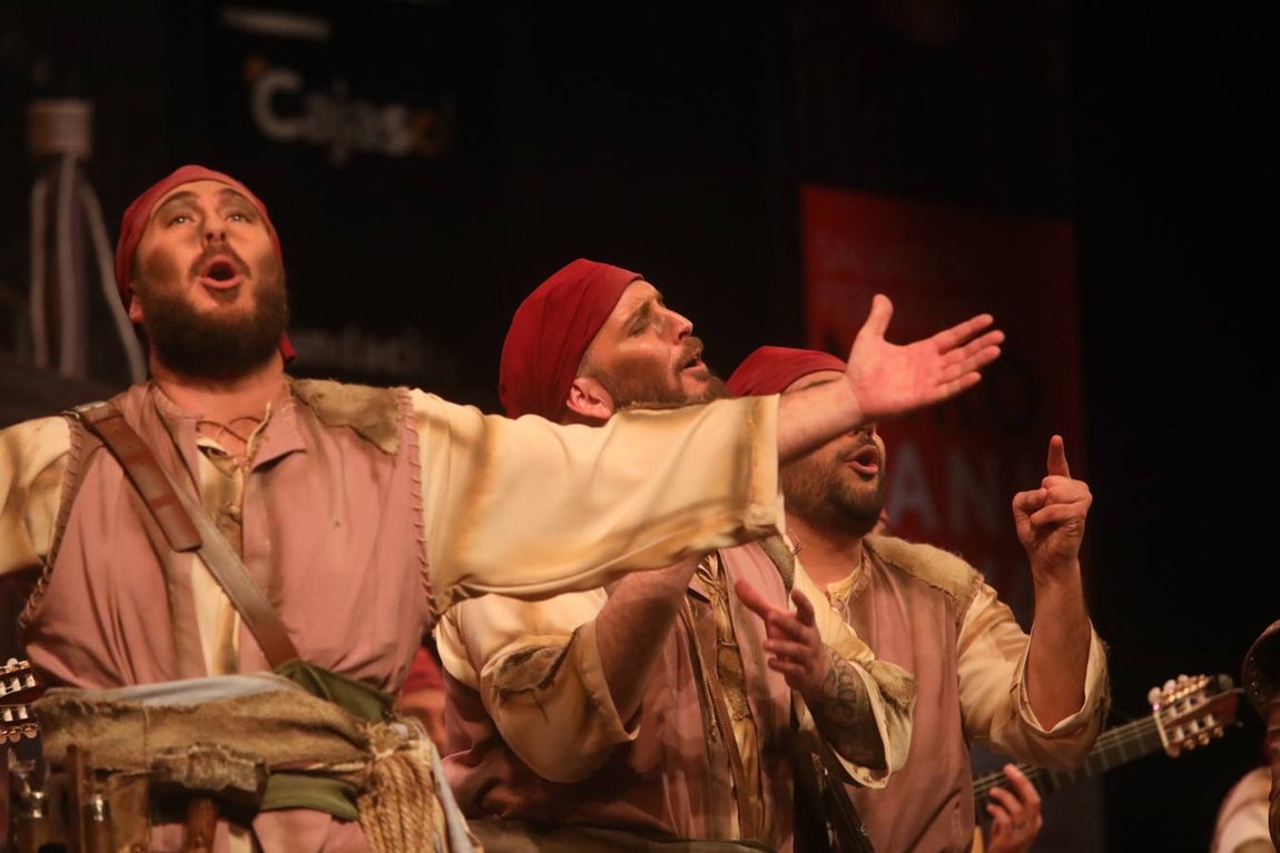 FOTOS: Comparsa A base de palos en el COAC 2019