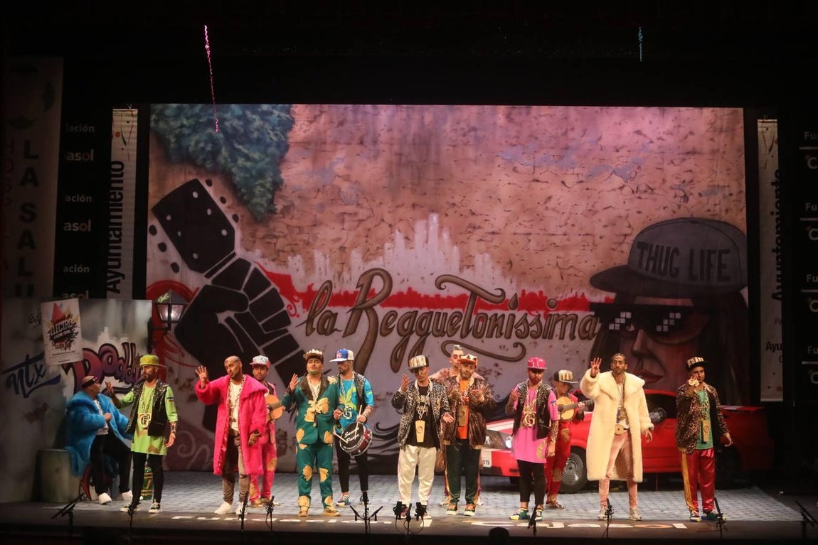 FOTOS: chirigota Daddy Cadi en el COAC 2019