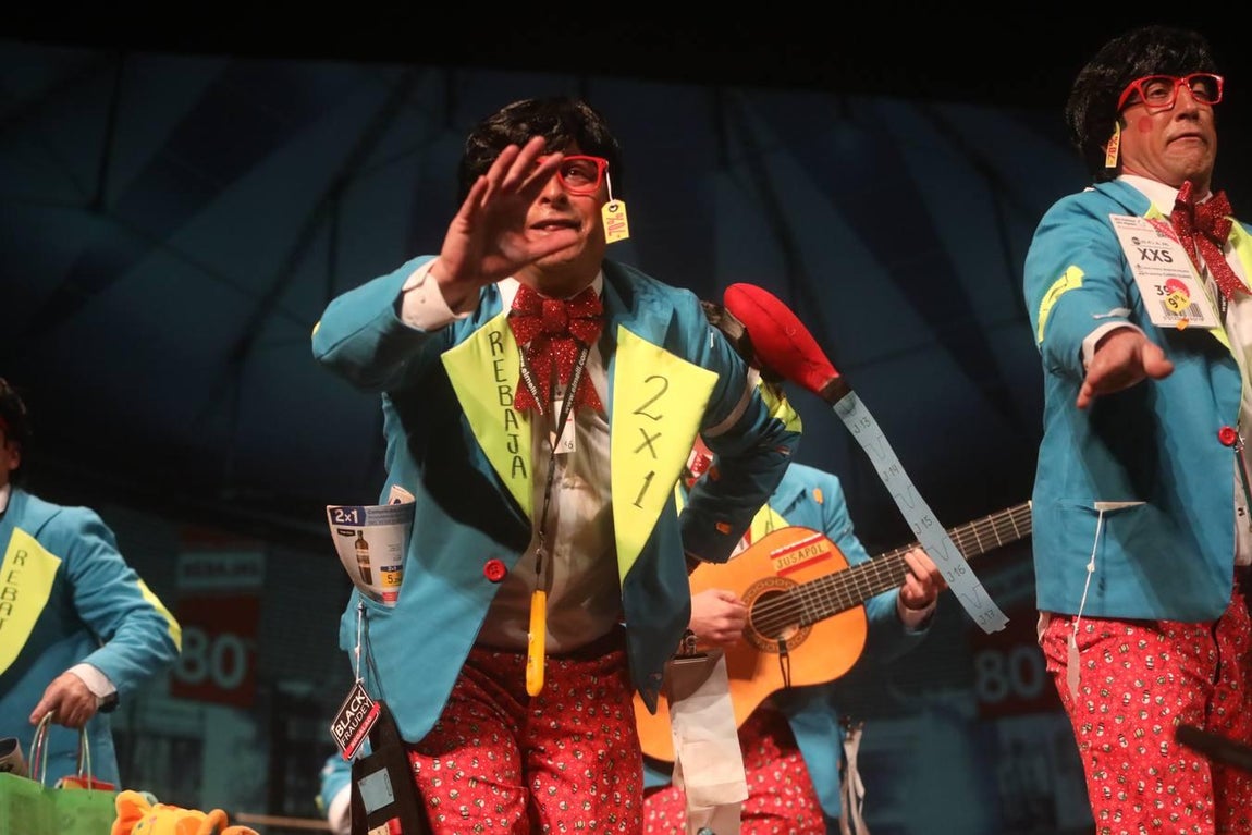 FOTOS: chirigota Los que no se pierden una en el COAC 2019