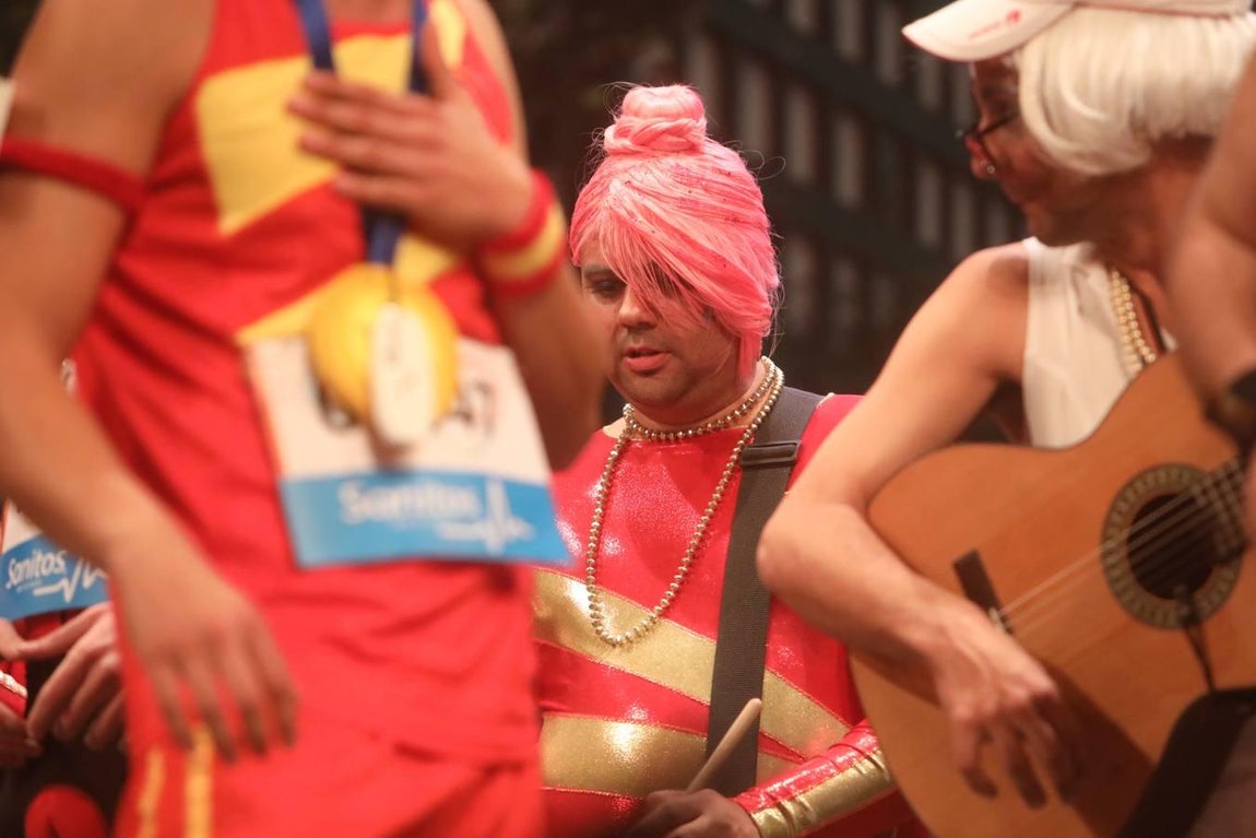 FOTOS: chirigota Pasando olímpicamente en el COAC 2019