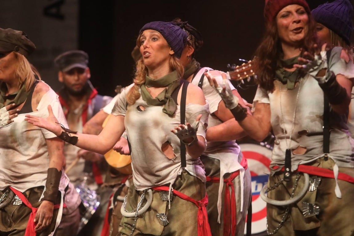 FOTOS: comparsa Las cachivache en el COAC 2019