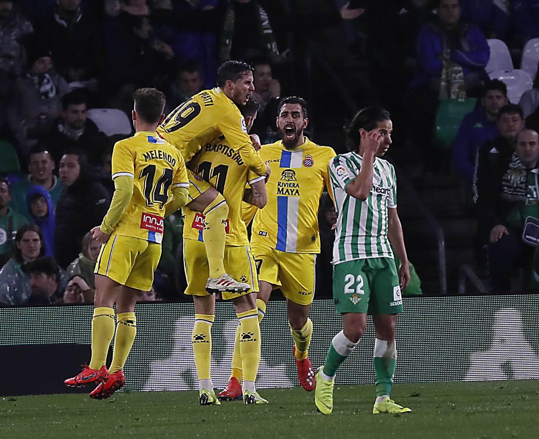 El partido Betis - Espanyol, en imágenes